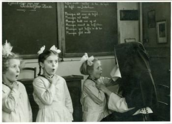 1820: First school for the deaf in Belgium - Flanders